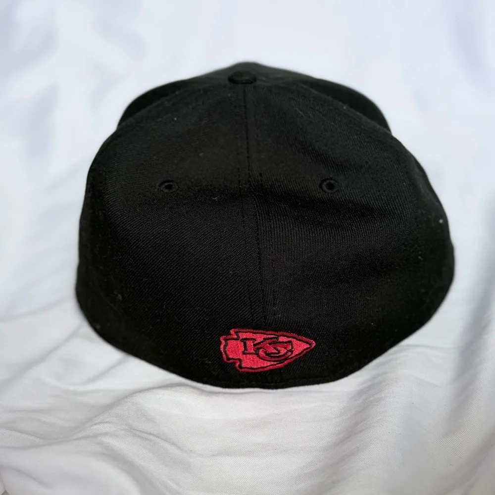 New Era Black Fitted 59FIFTY NFL Size 8 Hat